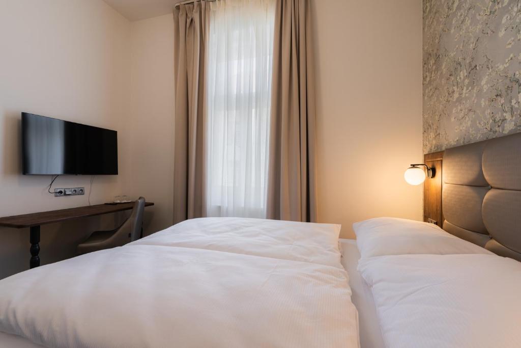 EA Hotel Victoria - Resim 32