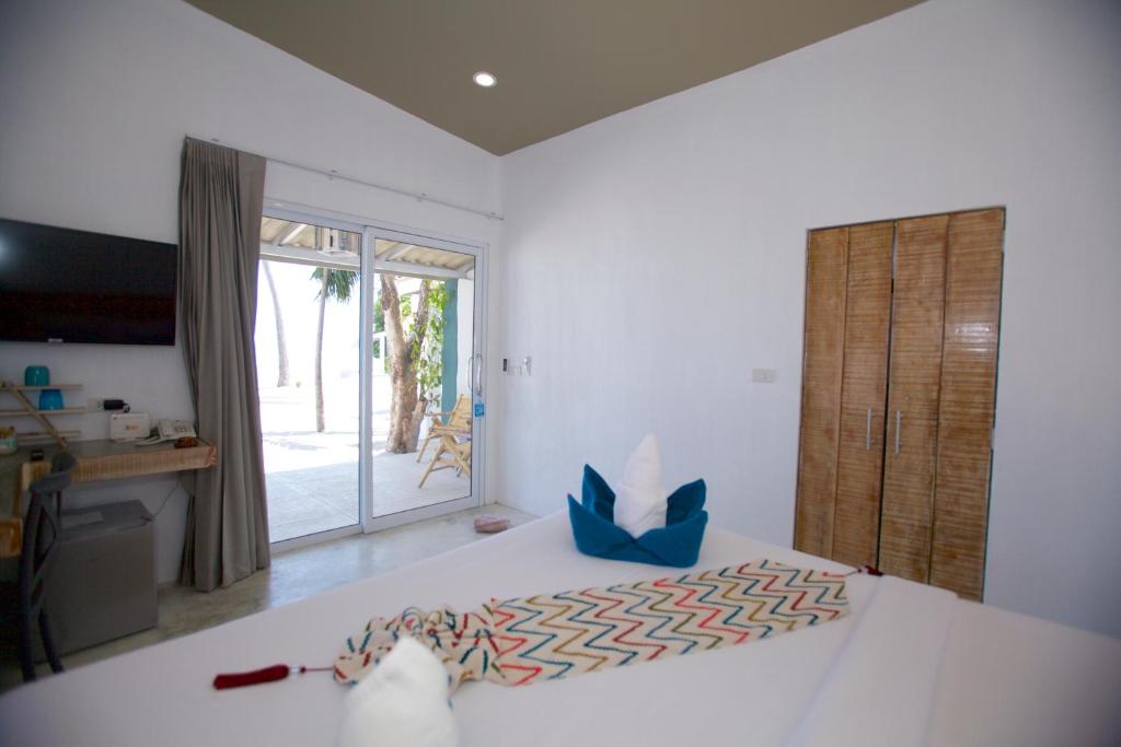 Lime N Soda Beachfront Resort - Cottage Sul Lungomare