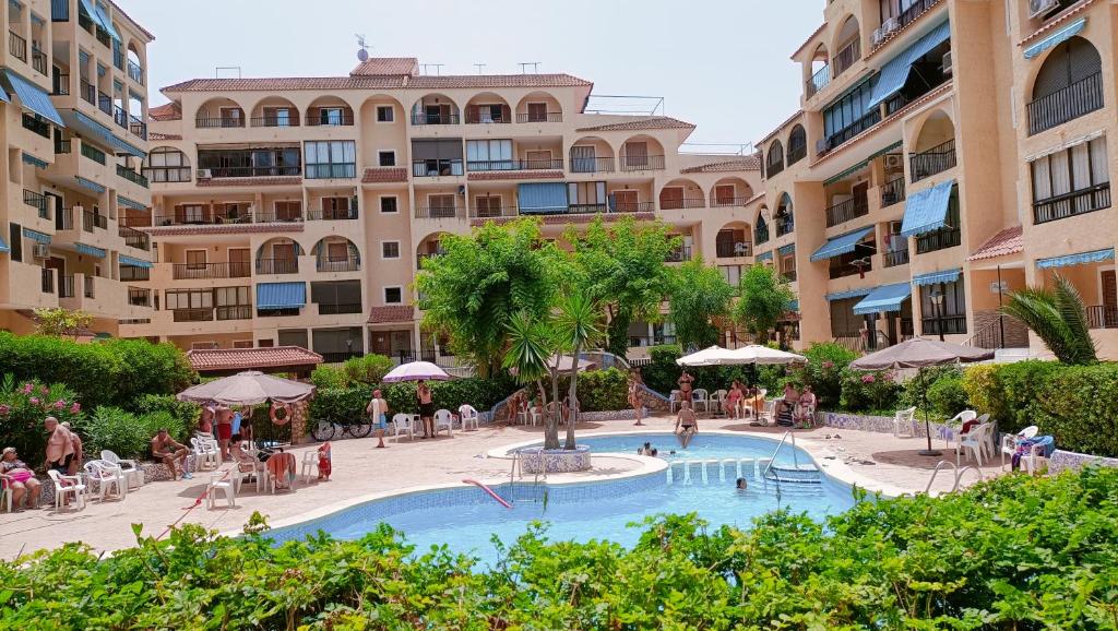 Grace resident stúdió apartman, La Mata – Precios ...
