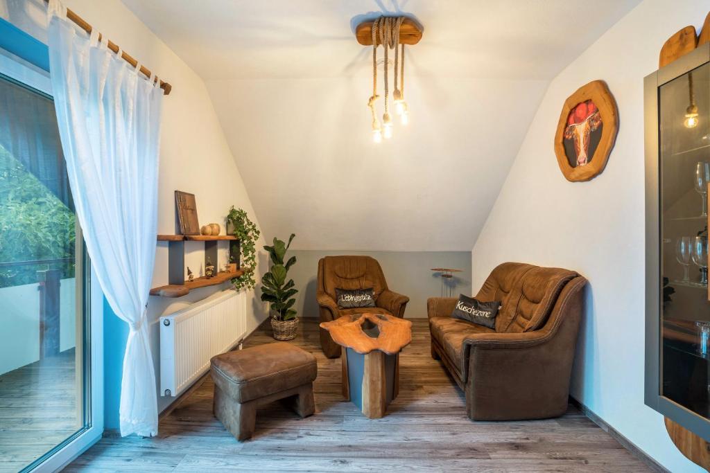 Istumisnurk majutusasutuses Im Rodeck Nest