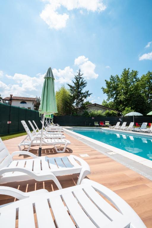 Basen w obiekcie Hotel Stadio & Spa lub w pobliżu