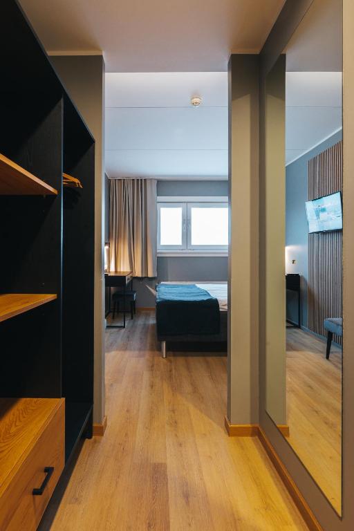 Go Hotel Shnelli - Standard Double (Pets Are Allowed)