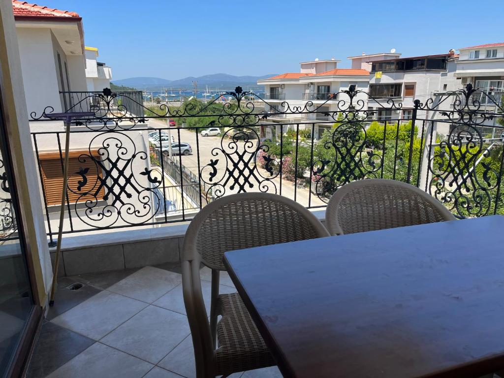 Balkón nebo terasa v ubytování Grand Teoshan Otel ve Tatil Evleri
