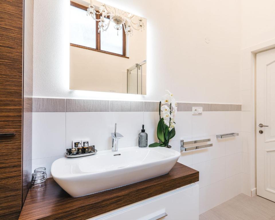 Koupelna v ubytování Hotel Zlaty Andel