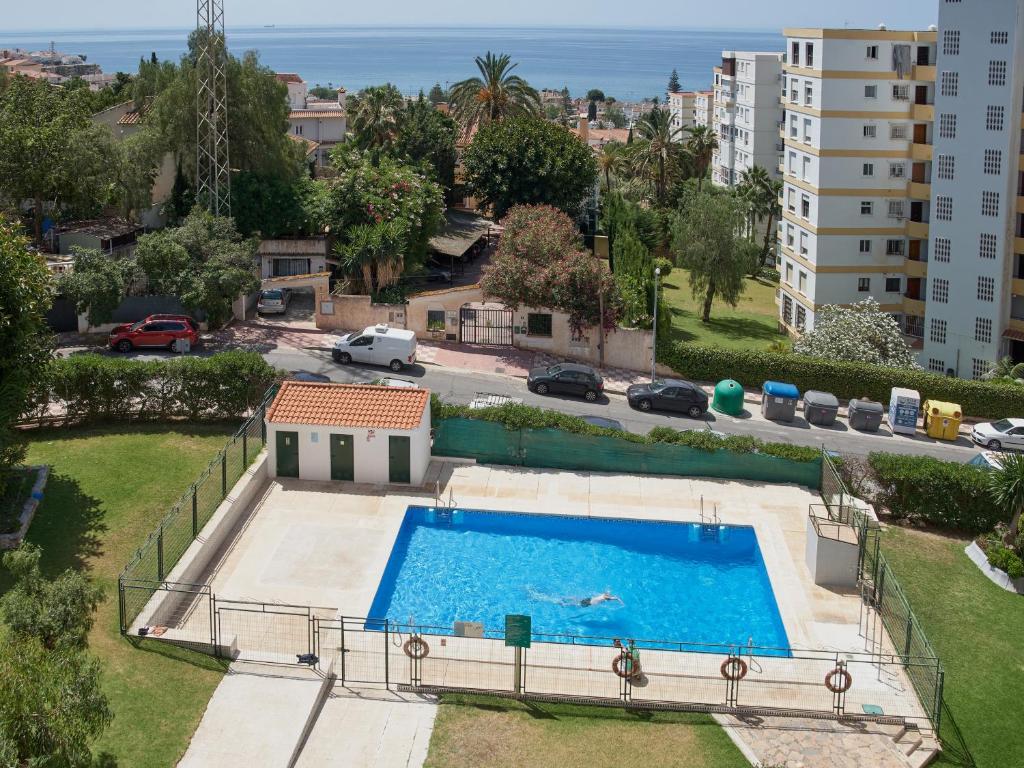 Bazén v ubytování Lovely studio with seaview 700m from the beach nebo v jeho okolí