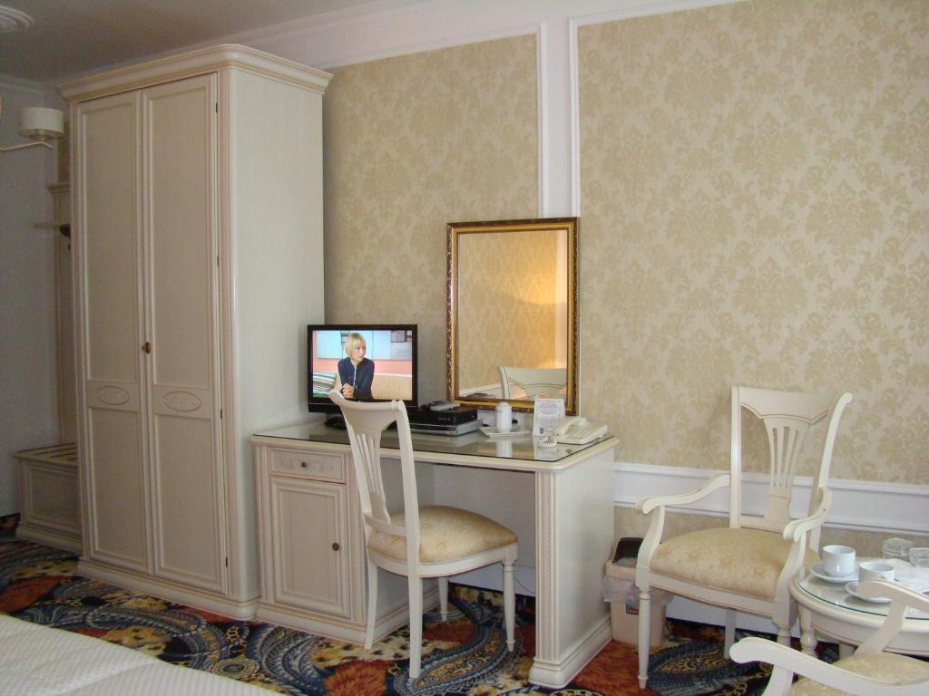 TV a/nebo společenská místnost v ubytování Hotel Saint Petersburg