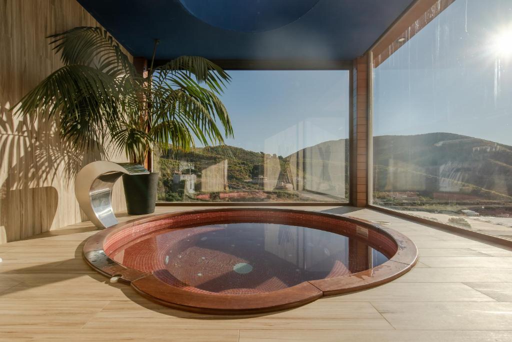 Villa Palacio de Cristal, Molvízar, Spain - Booking.com
