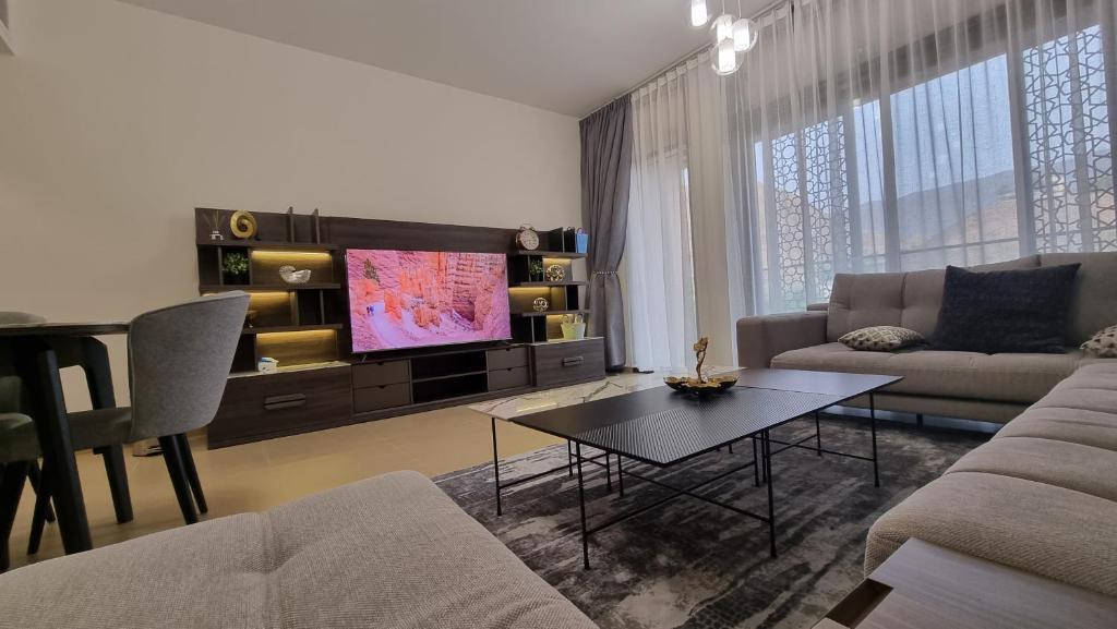 امکانات Two bedroom Apartment Muscat Bay - تصویر ۴