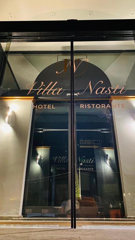 Fotografie z fotogalerie ubytování Villa Nasti Hotel Ristorante v destinaci Canzo