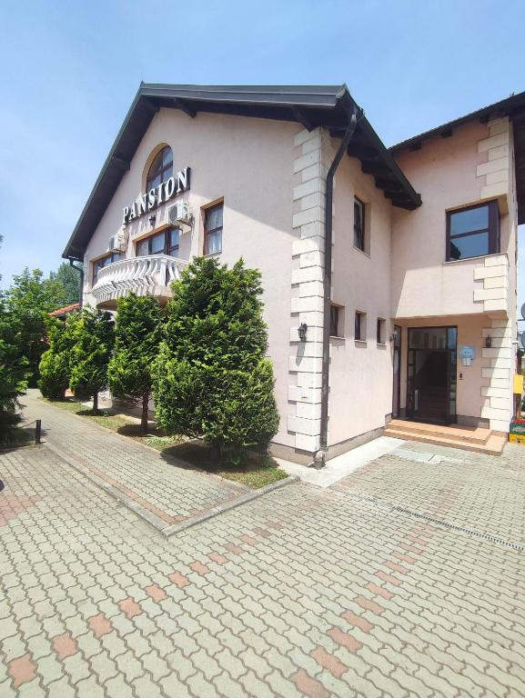 Budova, kde se bed and breakfast nachází
