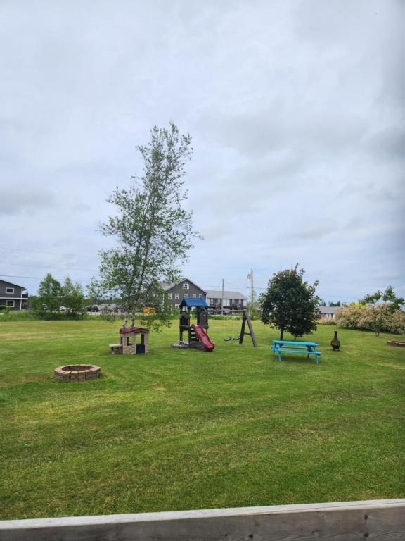 Herní místnost nebo prostor pro děti v ubytování Baywatch Lighthouse Cottages & Motel