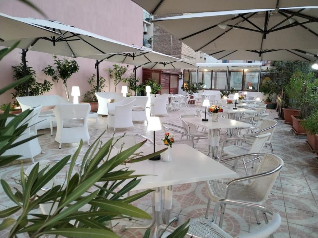 Restaurace v ubytování Hotel Trinacria