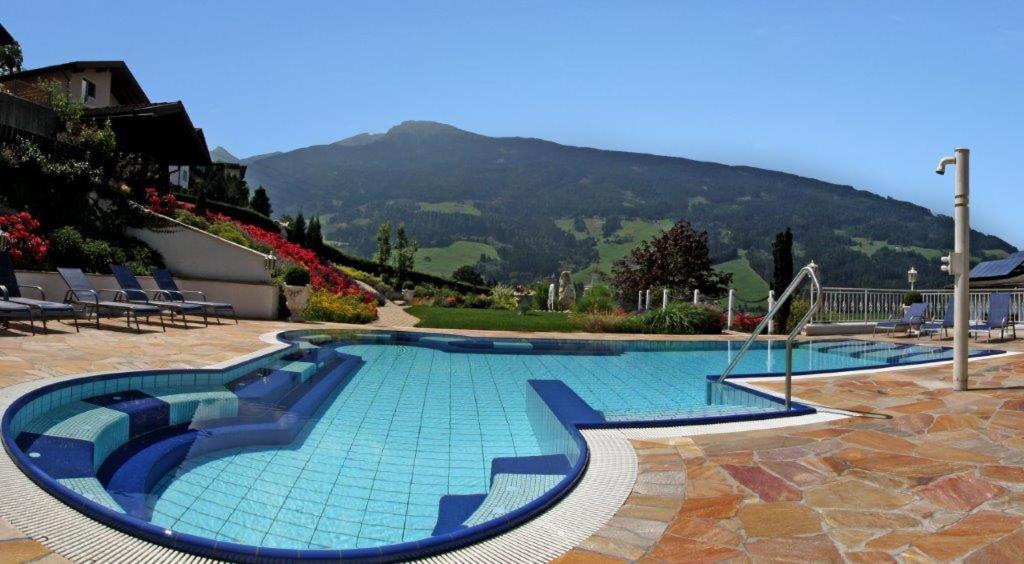 Bazén v ubytování Sonnenresidenz Friedheim nebo v jeho okolí