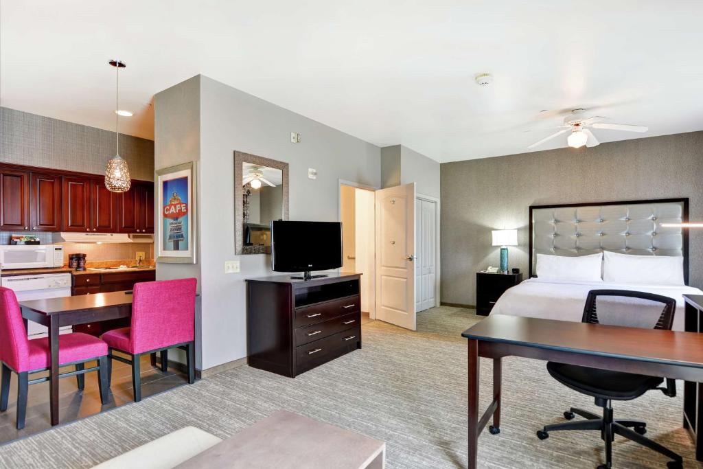 Kuchyň nebo kuchyňský kout v ubytování Homewood Suites by Hilton Amarillo