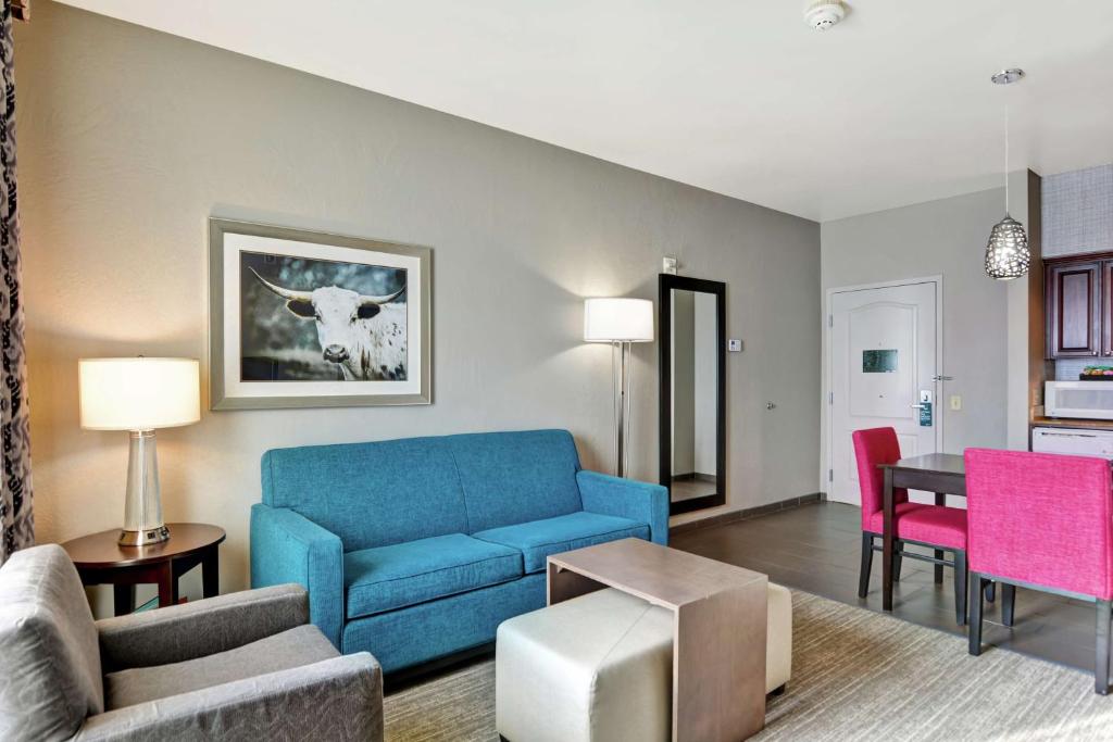 Posezení v ubytování Homewood Suites by Hilton Amarillo