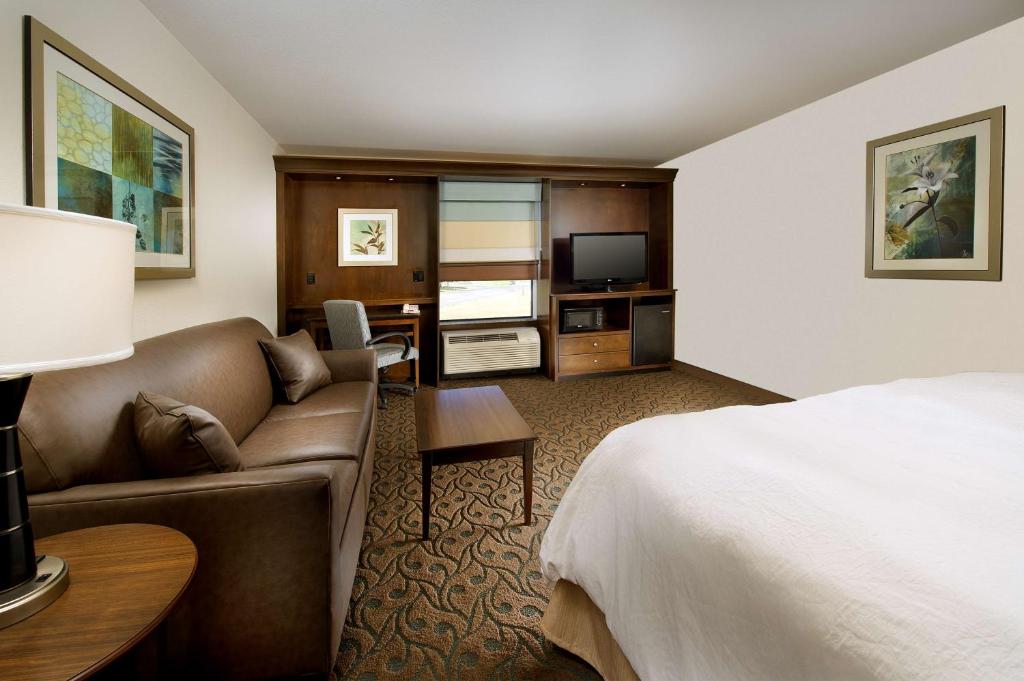 Hampton Inn Pampa - Suite Estúdio King Com Sofá-Cama - Não Fumador