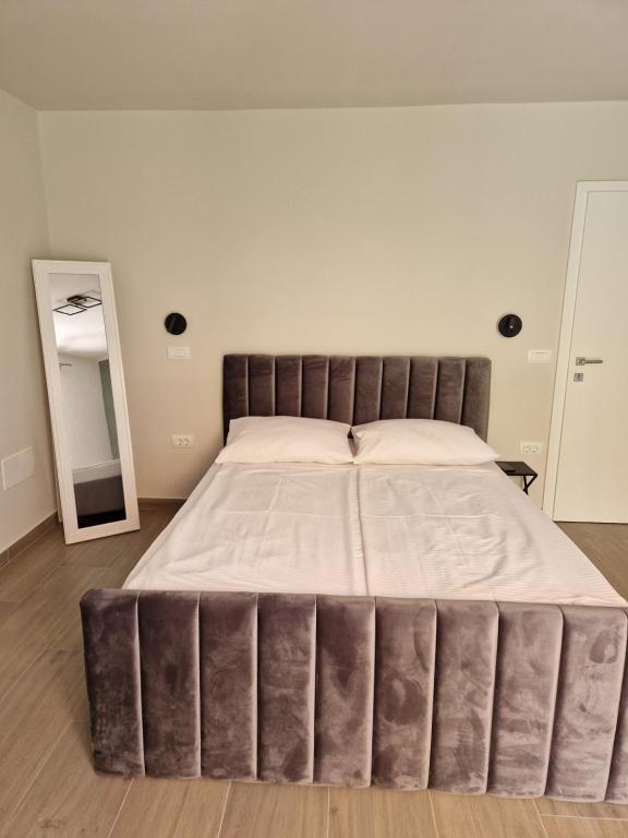 Krevet ili kreveti u jedinici u okviru objekta H&H Rooms Rovinj - Adults Only