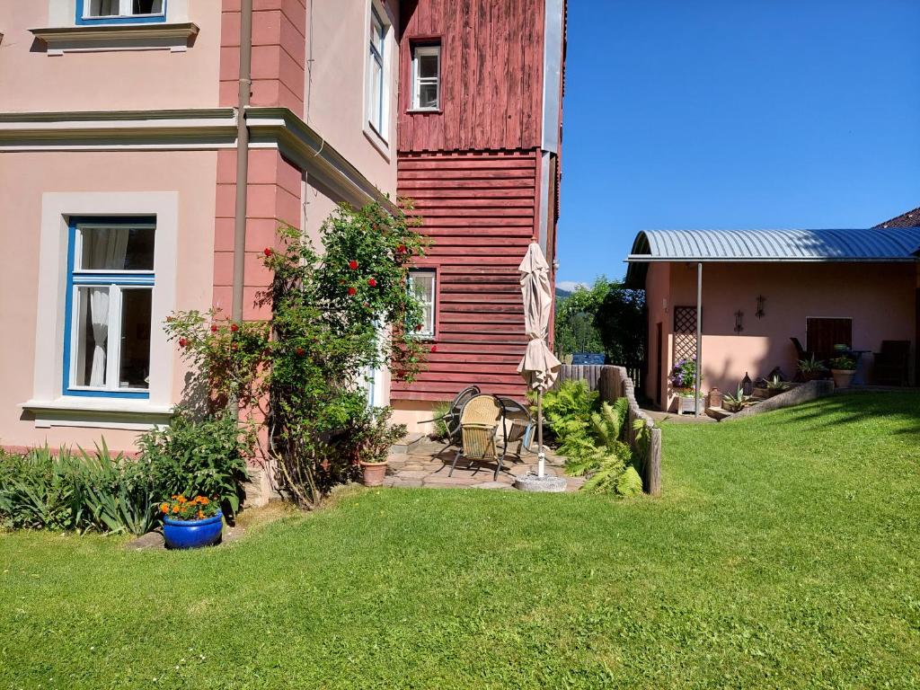 Vonkajšia záhrada v ubytovaní Romantik-Villa LebensART