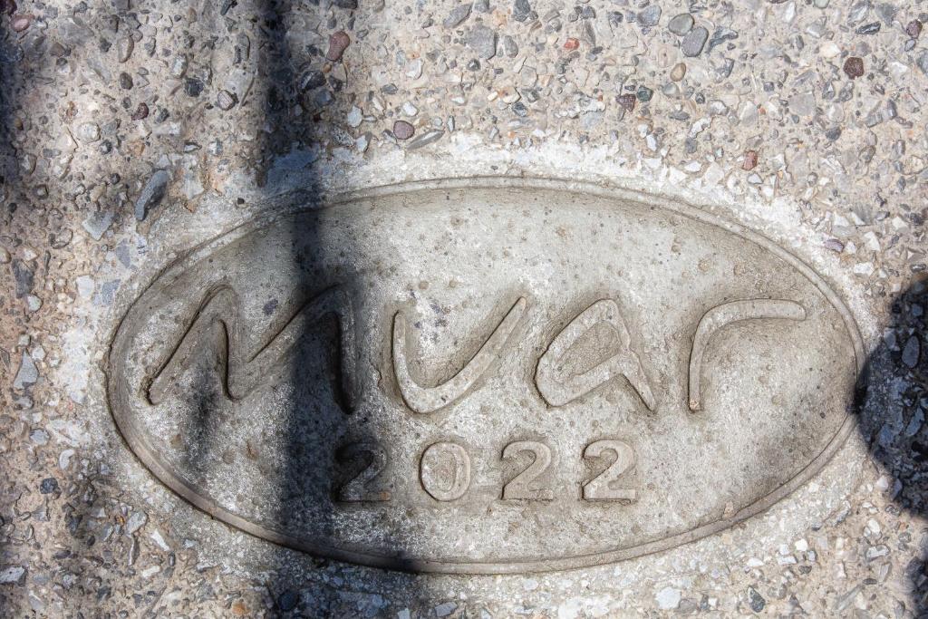 Certifikát, hodnocení, plakát nebo jiný dokument vystavený v ubytování Muar Suites