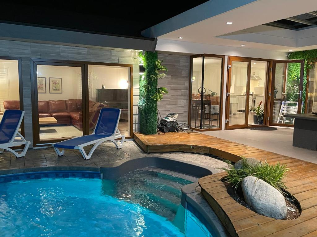 Lux White Rock Pool House Beachfront Resort like، سوري – أحدث أسعار 2023