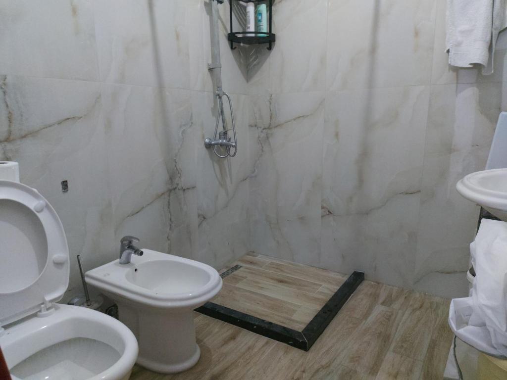 Bral Currila - Peaceful Beachfront Apartment - Image 8