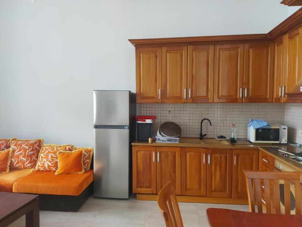 Bral Currila - Peaceful Beachfront Apartment - Image 4