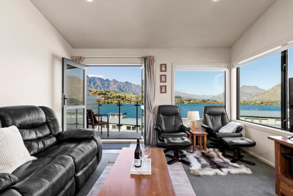 Visual Reference: Scenic And Relaxing Lakefront Apartment Queenstown Updated Prices 2026