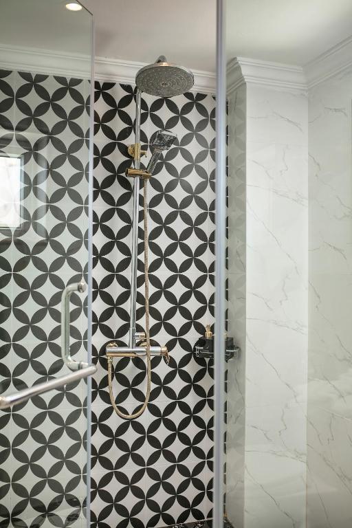 Scent Premium Hotel - 14