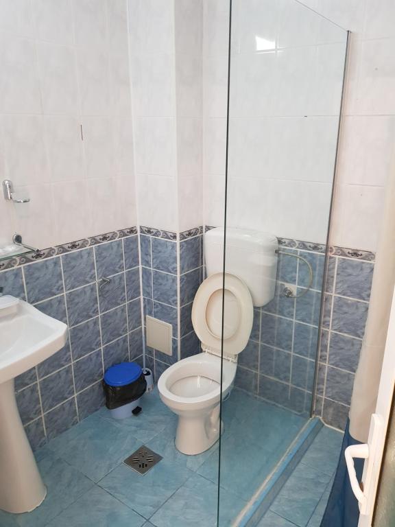 Bilik mandi di Elixirum