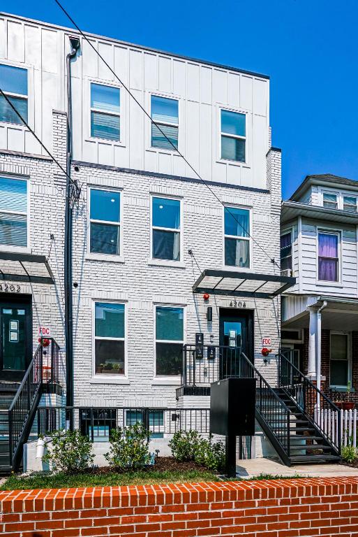 Image showcasing Luxury 2 bed 2 bath Suite in Washington DC, Washington, D.C. (updated ...