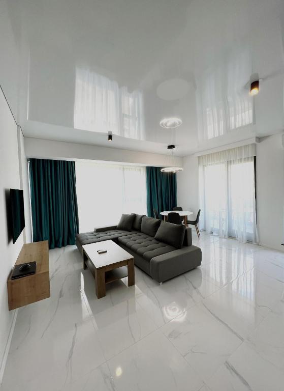 Kai Seaside Apartment, Mamaia (updated prices 2024)