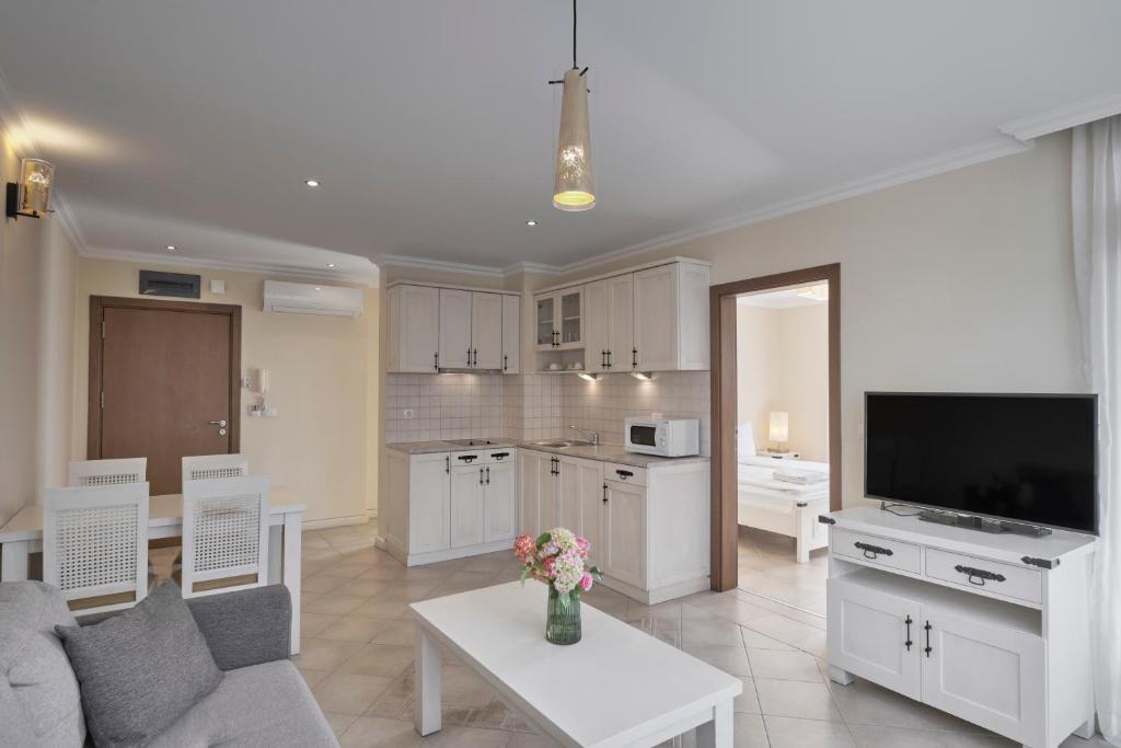 Santa Marina Holiday Village - Two-Bedroom Apartment With Sea View