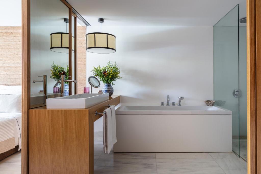 Anantara Vilamoura Family Friendly - Two-Bedroom Family Room (2 Adults + 2 Children)