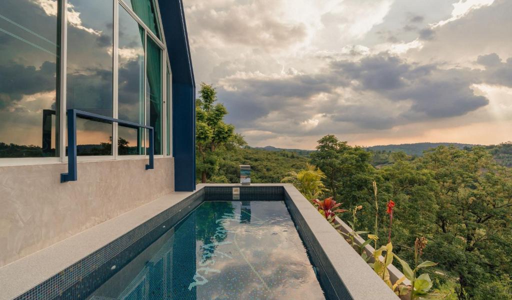 Monte Vista Chalet Khaoyai - Villa Met één Slaapkamer