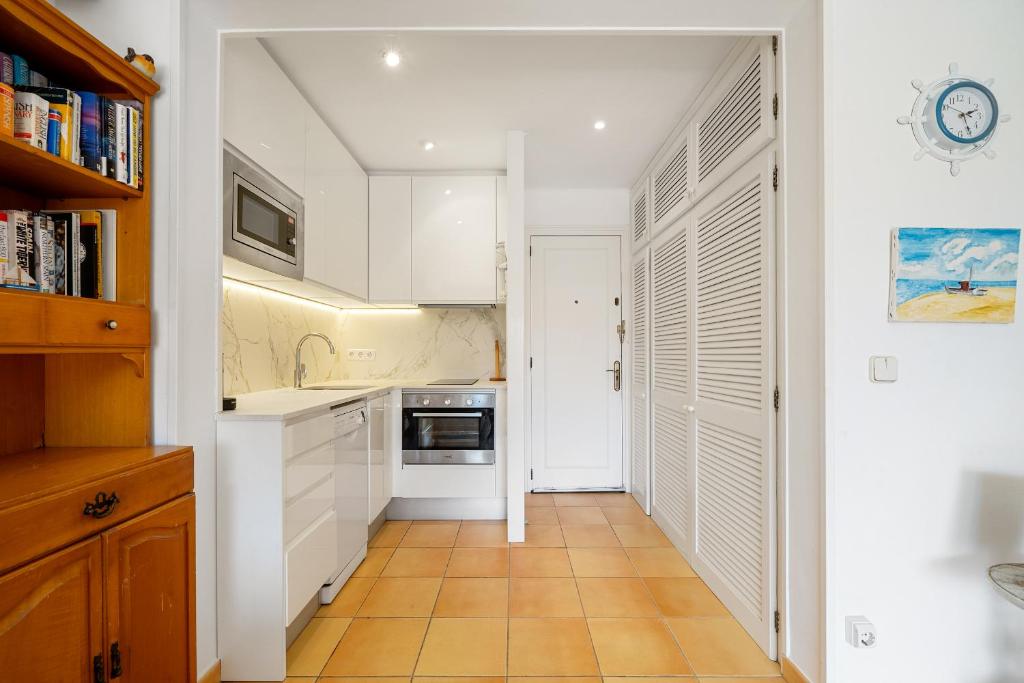 Kuchyň nebo kuchyňský kout v ubytování Hauzify I Apartament Joy