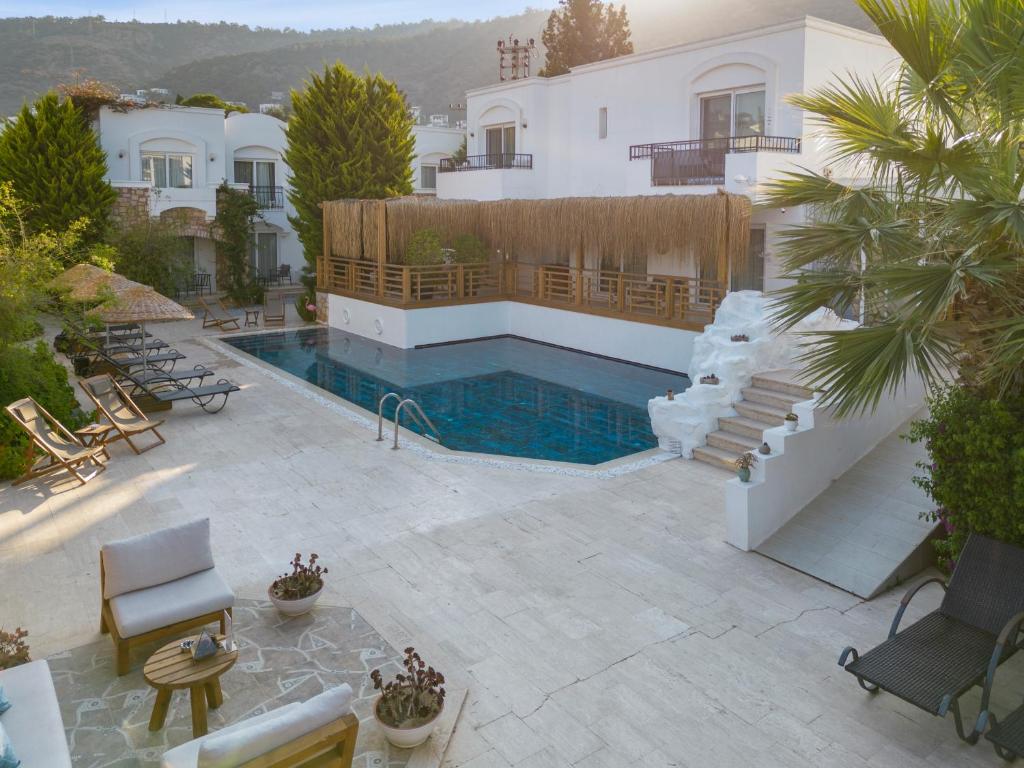 Bazén v ubytování Costa Sariyaz Hotel Bodrum nebo v jeho okolí