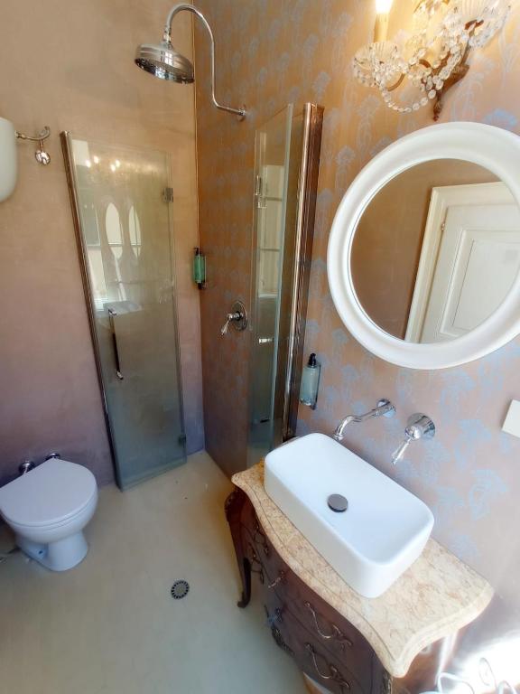 Koupelna v ubytování Hotel Oviv dimora del borgo