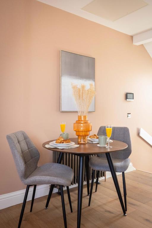 Posezení v ubytování Dragon Suites Luxury Serviced Apartments at Walker Street