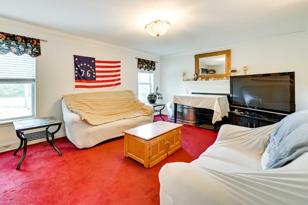 Woodsy Ballston Spa Home 4 Mi to State Park!, Ballston Spa (updated