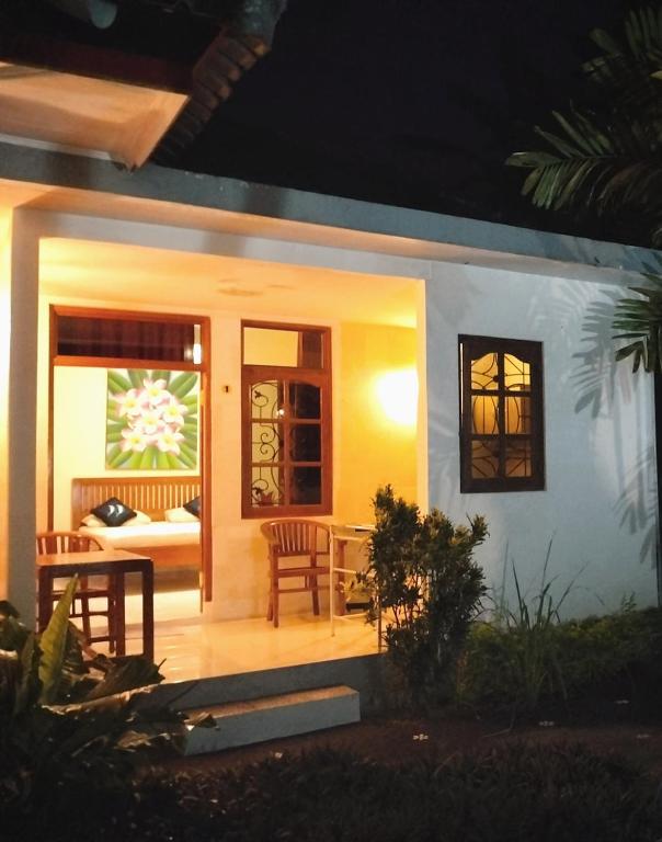 Kaia Lovina Guest House - Deluxe Room
