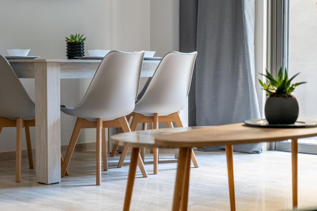 Greyt Apartments Glyfada - 18