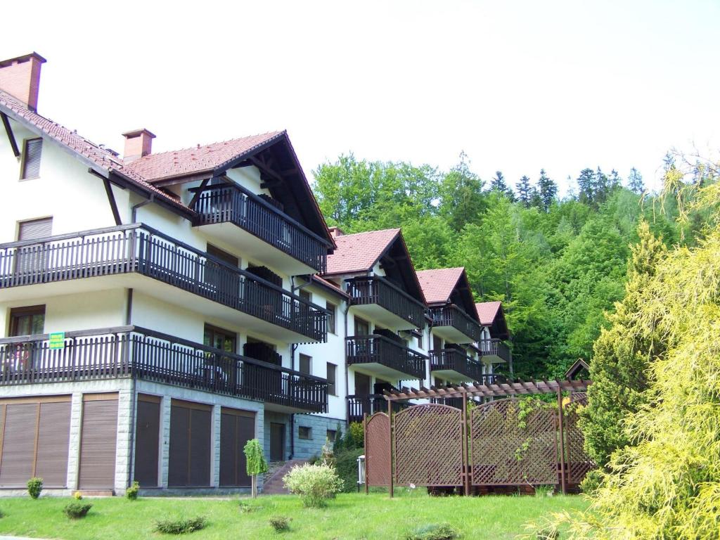 Budova, v ktorej sa apartmán nachádza