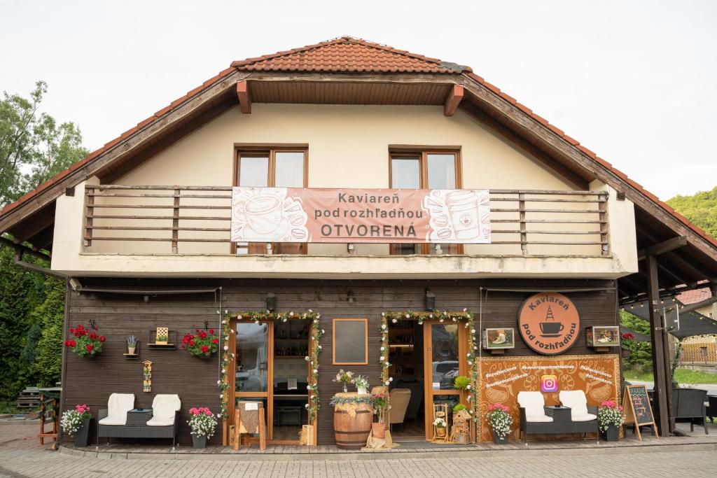 Budova, v ktorej sa penzión nachádza
