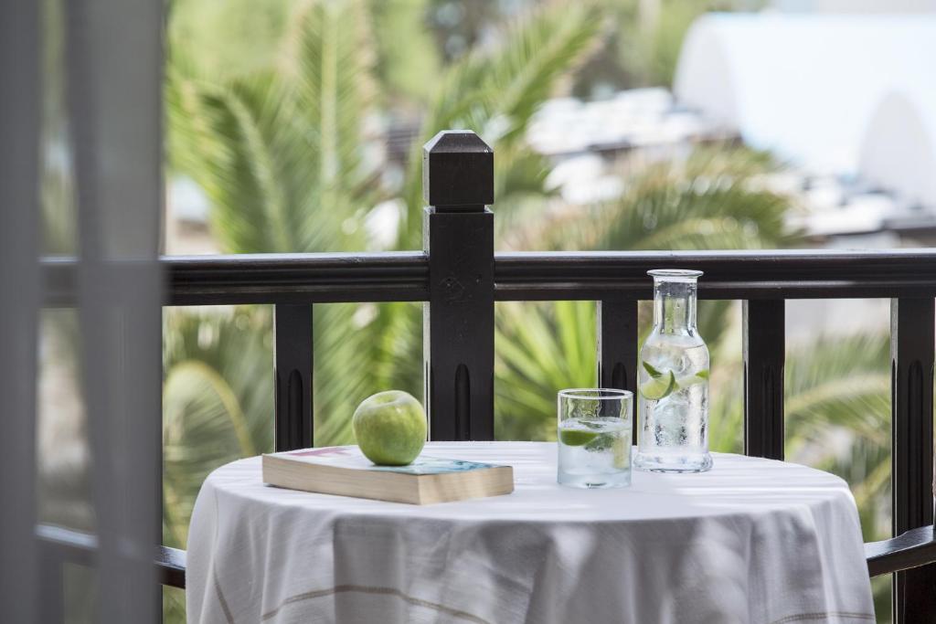 Contaratos Beach Hotel - 14