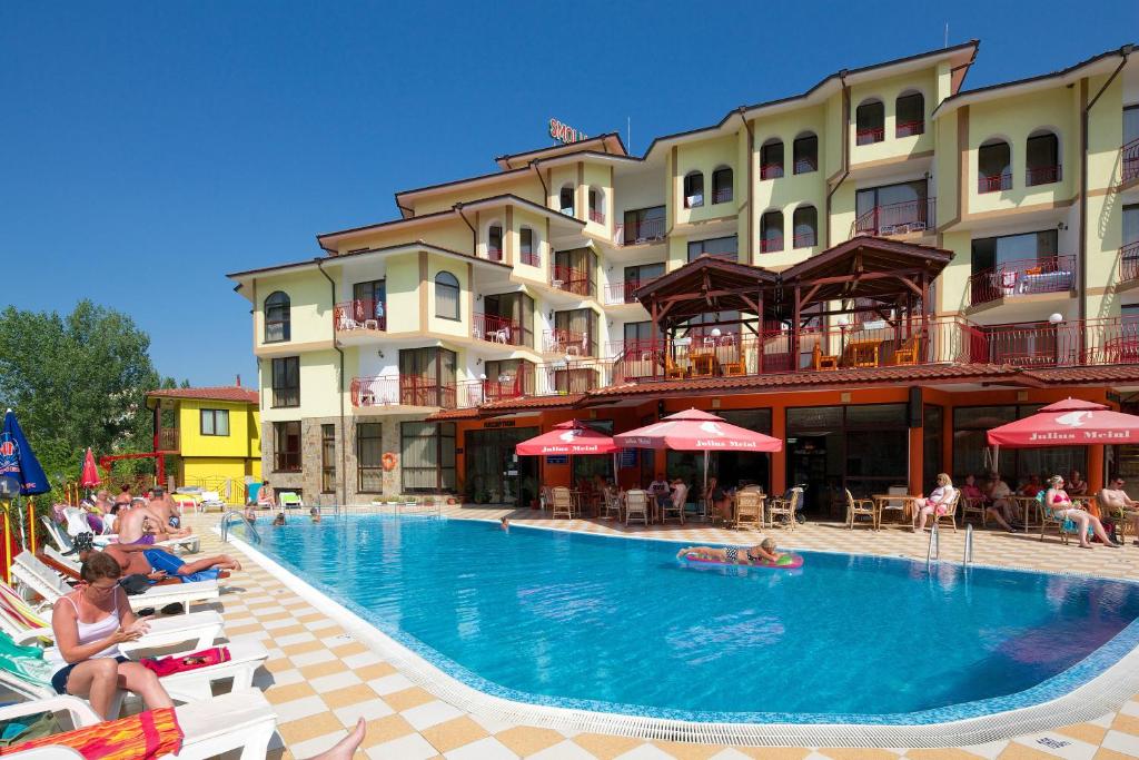 Bazén v ubytování Hotel Smolyan nebo v jeho okolí
