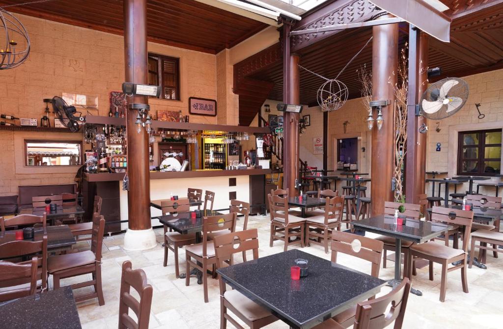 فضای داخلی Cicerone Lodge Hotel در آنتالیا - تصویر ۳