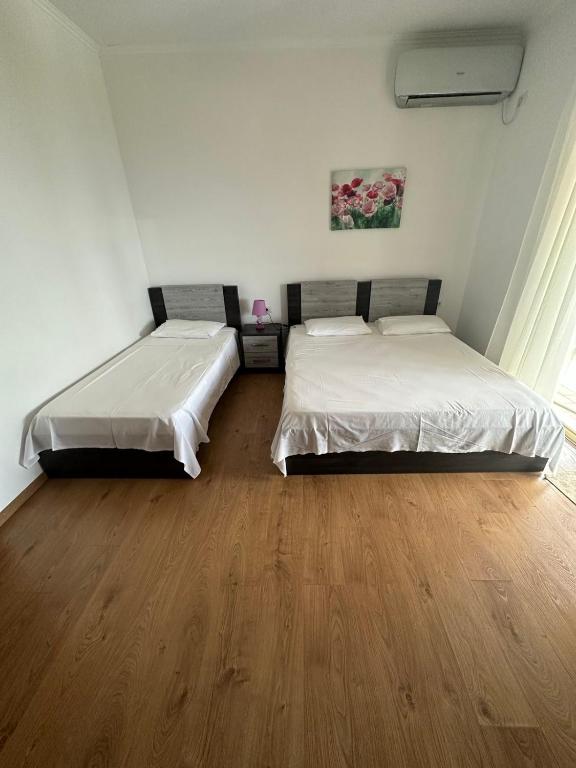 XHEKO ROOMS - Image 5