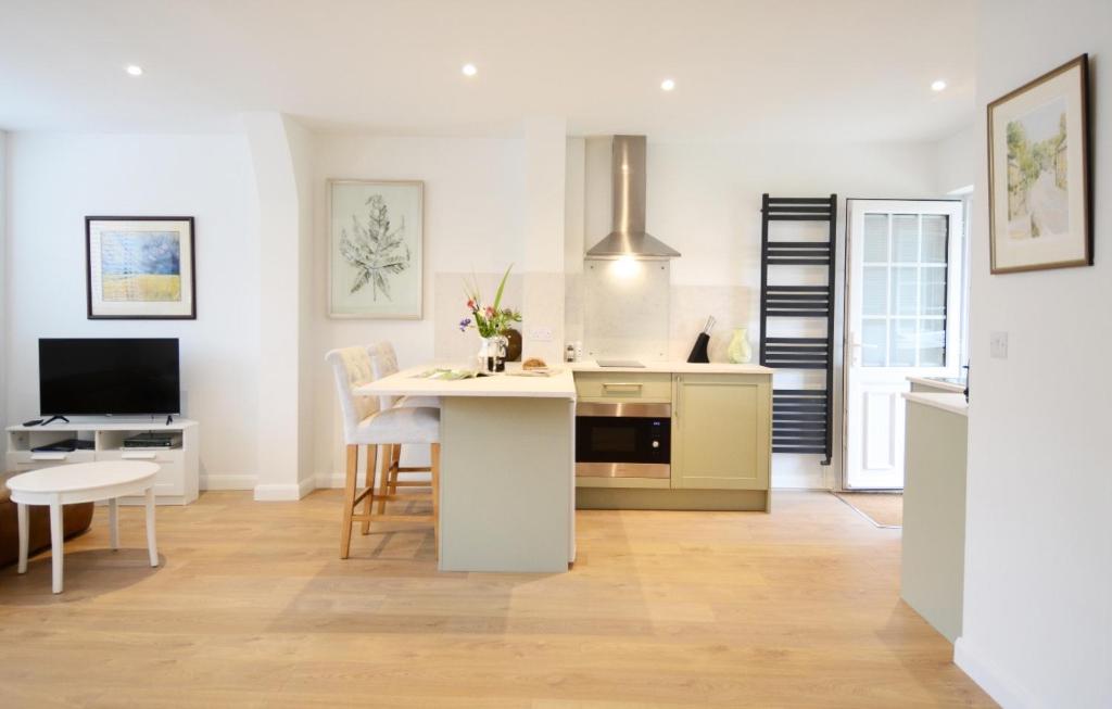 Yew Tree House photo photo 3