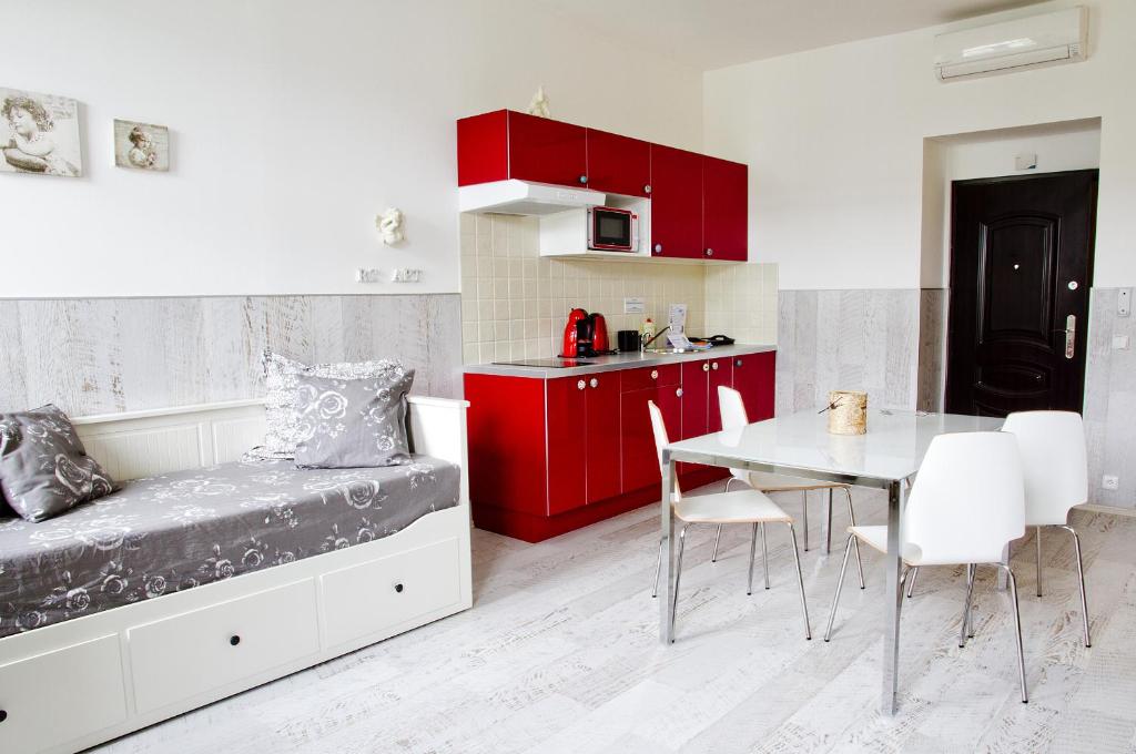 Royal Court Legerova - Resim 7