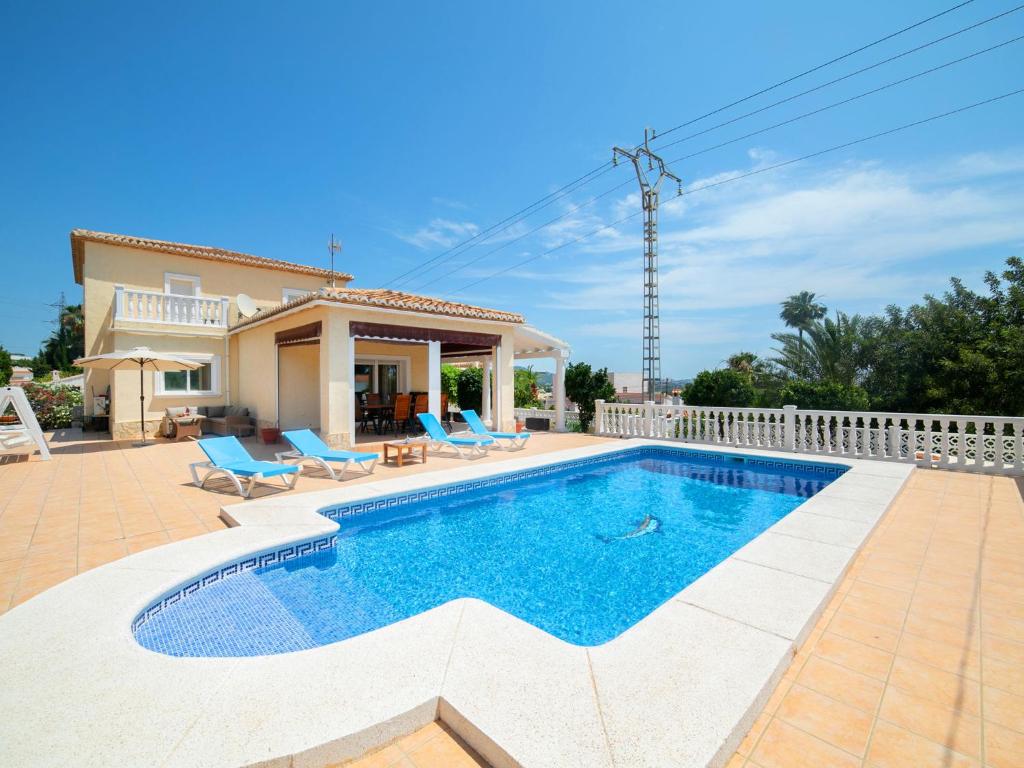 Bazén v ubytování Villa Mediterrane by Interhome nebo v jeho okolí
